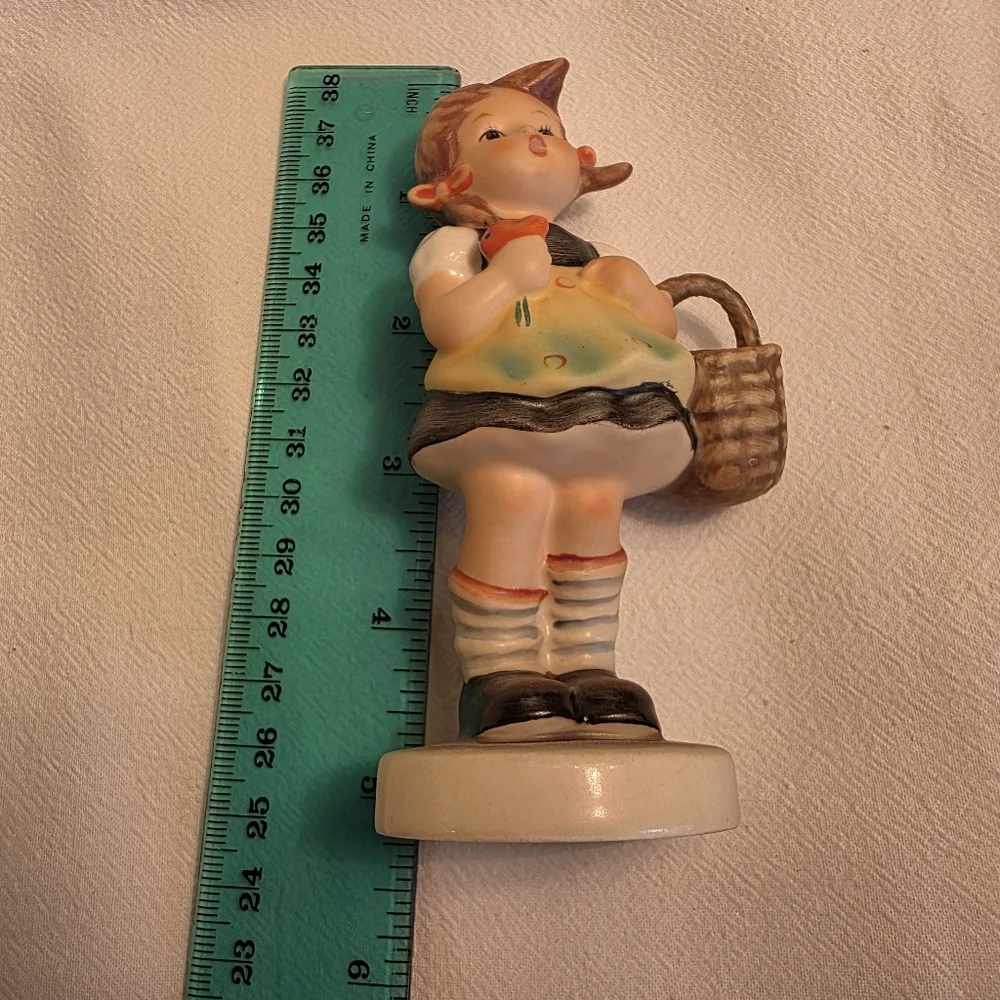 Vintage Goebel Hummel Sister Little Girl With A Basket Figurine TMK 6